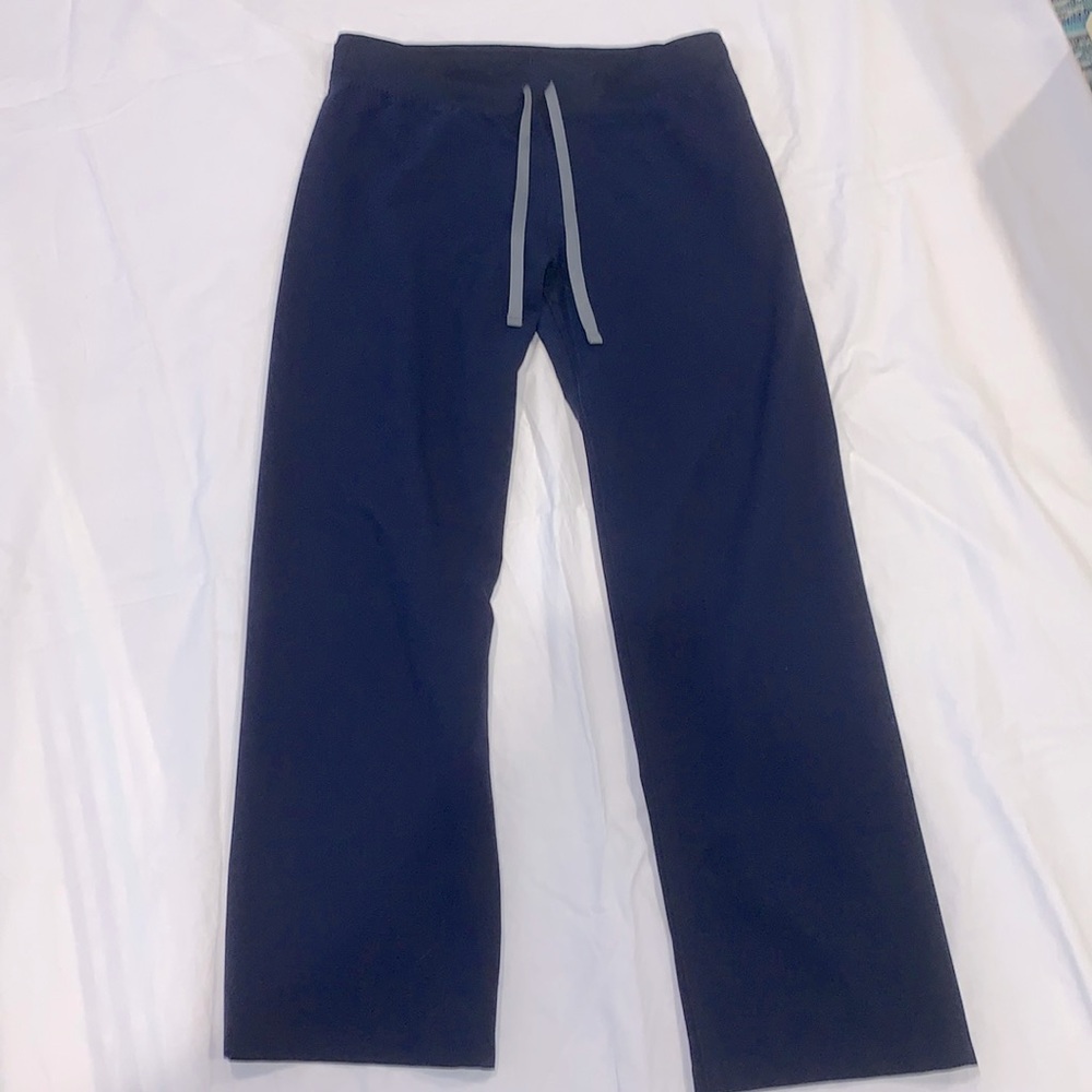 Figs navy scrub pant, size S petite